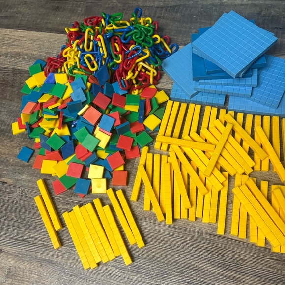 Math Manipulative Base Ten Counting Blocks, Plastic Geometric Tiles & Color Link - Picture 3 of 12